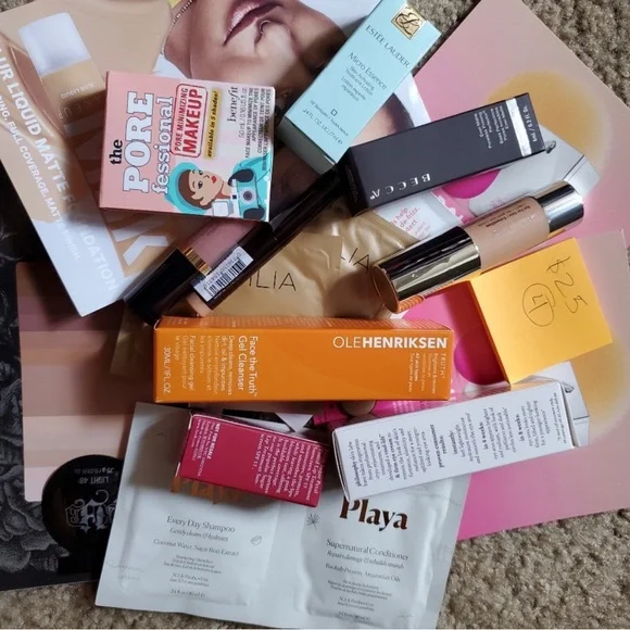 Mystery box of skincare and makeup- All New and fresh! - Picture 5 of 5